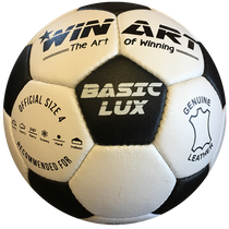 Bőr focilabda, 4-s méret WINART BASIC LUX
