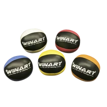 Hajítólabda (dobólabda) bőr, 4 szeletes (stukklabda) WINART - SportSarok Hajítólabda (dobólabda) bőr, 4 szeletes (stukklabda) WINART - SportSarok